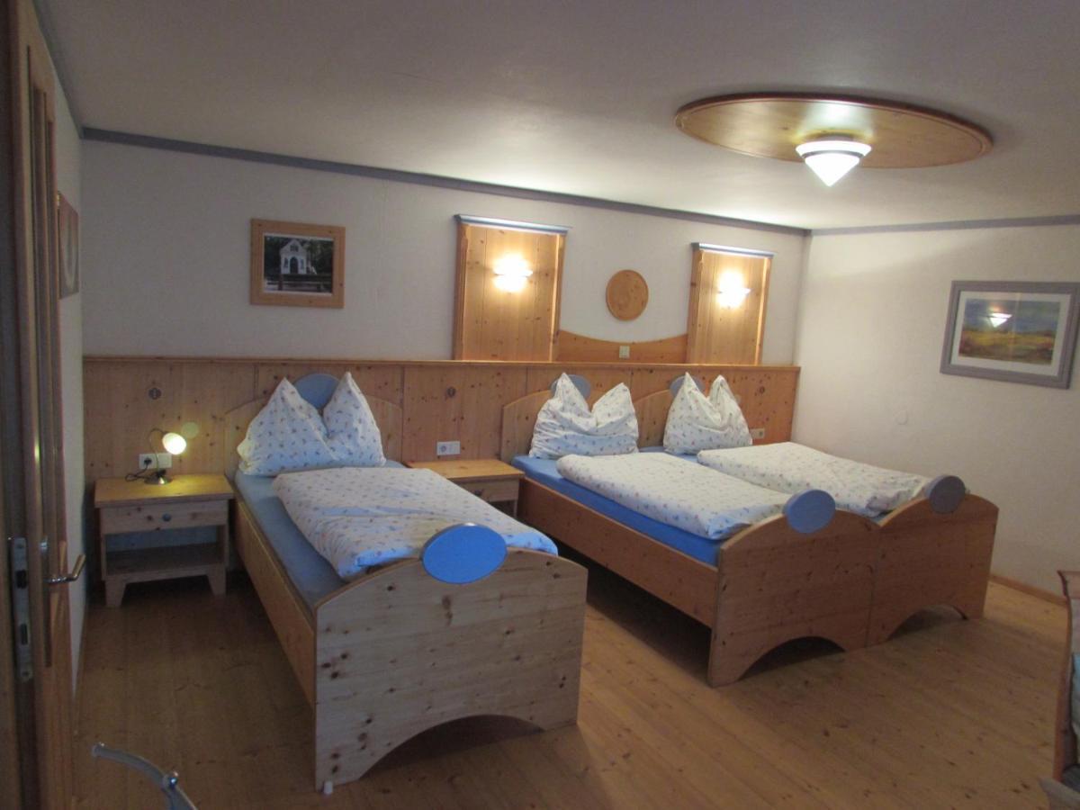 Arkadenhof Fam. Schneider Bed & Breakfast Eichenbrunn ภายนอก รูปภาพ